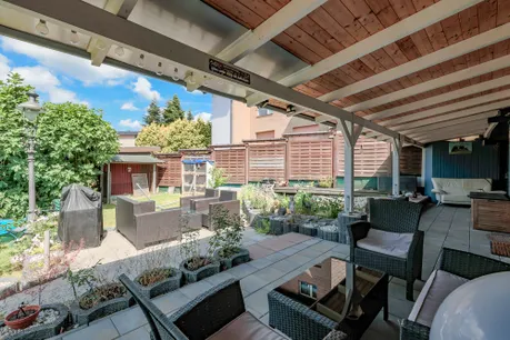 Terrasse Gartenseite