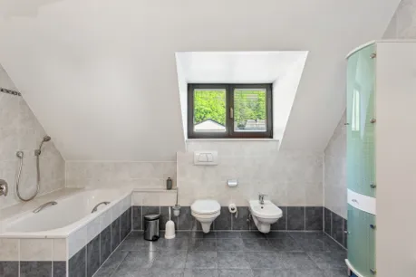 Badezimmer 1