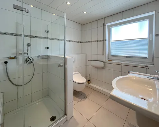 Badezimmer 1