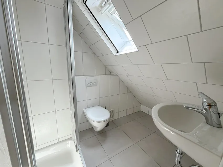 Badezimmer DG