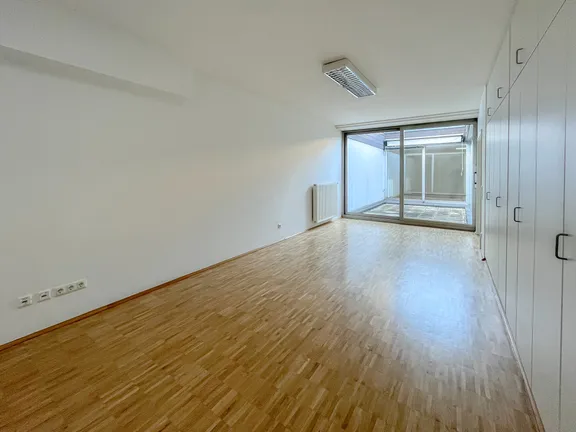Büro 4