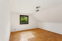 Schlafzimmer DG