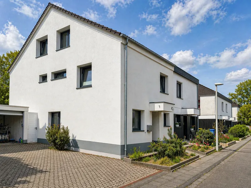 Modernisierte Doppelhaushälfte in Bonn-Röttgen