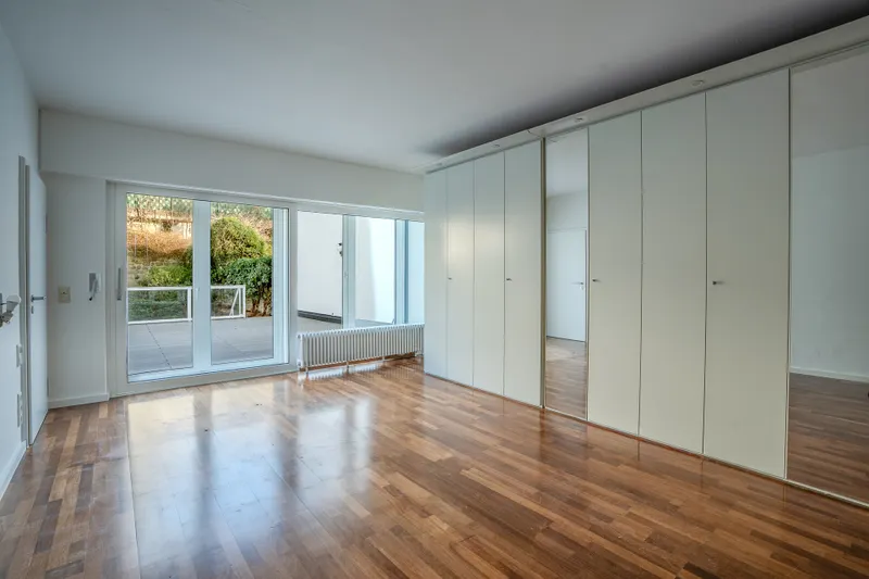 Direkt im Zentrum: 4-Zimmer-Wohnung mit großzügiger Terrasse und viel Wohnfläche - Photo 1
