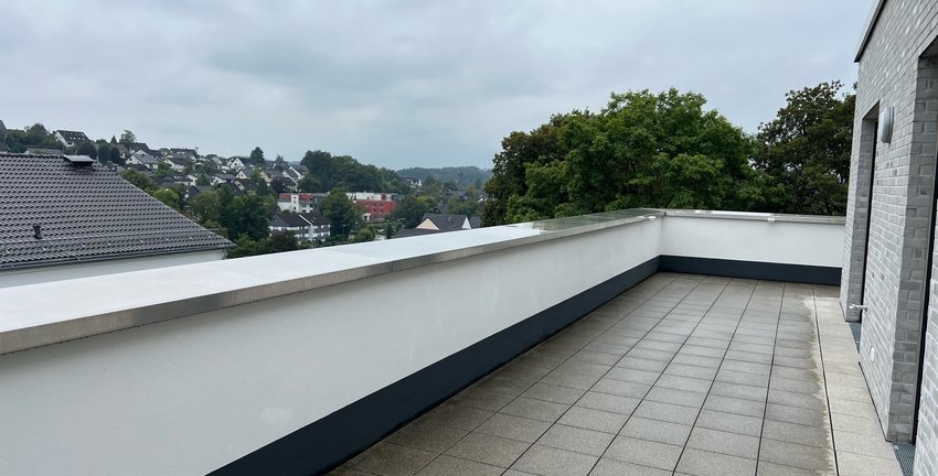 Terrasse der Penthouse Wohnung / Teilansicht