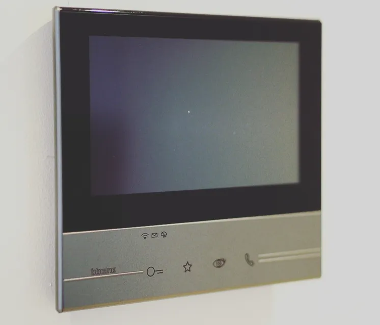 Monitor für den Eingang 
