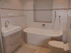 Teilansicht Badezimmer 1