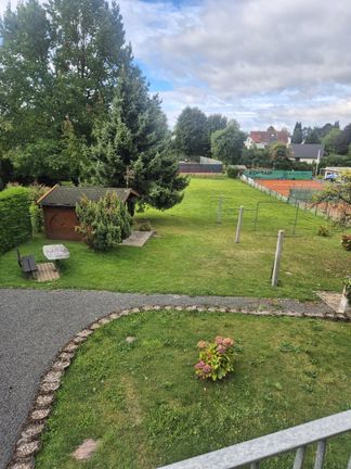 Garten und Baugrundstück