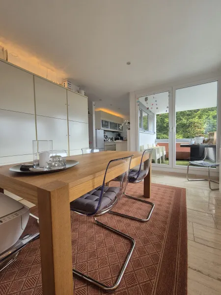 Küche, Esszimmer, ...