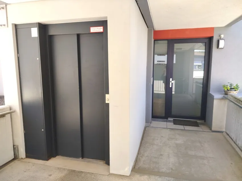 Aufzug bis zur Wohnung