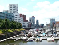 Medienhafen 10 Minuten zu Fuß