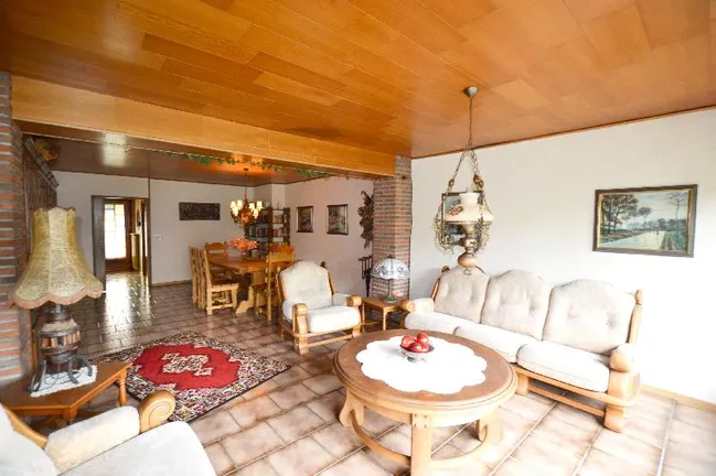 Wohnzimmer und Essbereich