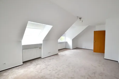 Wohnzimmer oG