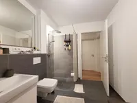 Badezimmer Ansicht 1