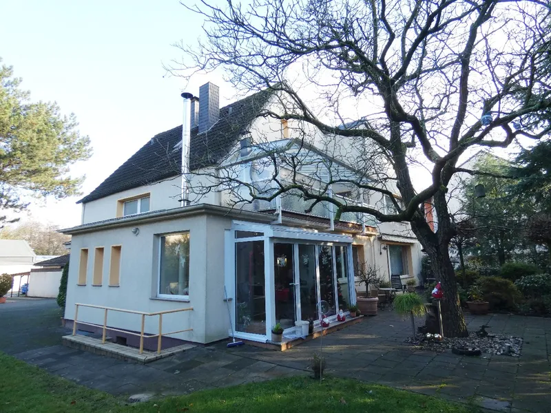 Geräumige 3-Zimmer-Wohnung mit großem Sonnenbalkon im Zweifamilienhaus - Foto 3