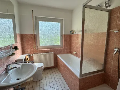 Dusch- und Wannenbad