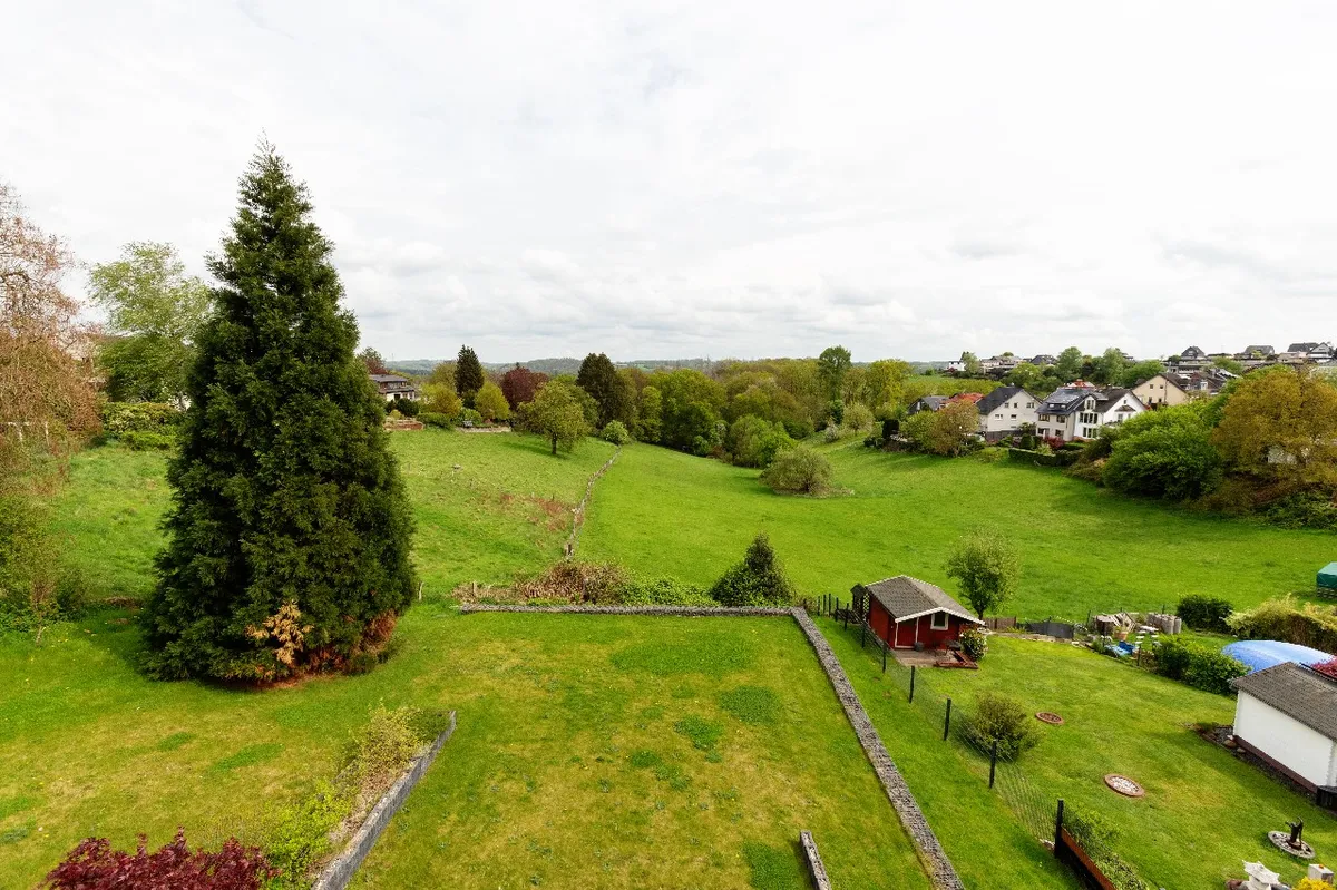 unverbaubarer Blick ins Grüne