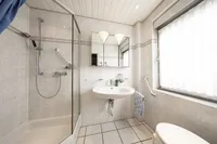 Duschbad EG