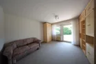 Zimmer im Erdgeschoss mit Terrassenzugang
