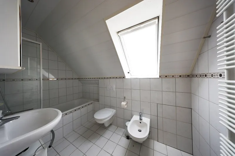 Wannenbad im Dachgeschoss