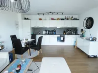 Kochbereich mit Einbauküche