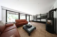 Wohnraum mit Kamin