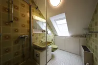 Duschbad im Dachgeschoss