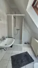 Duschbad im Spitzboden