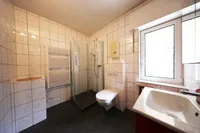 modernes Duschbad