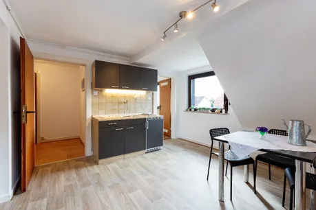 Küche / Essen / Bad im DG