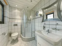 helles Duschbad im EG