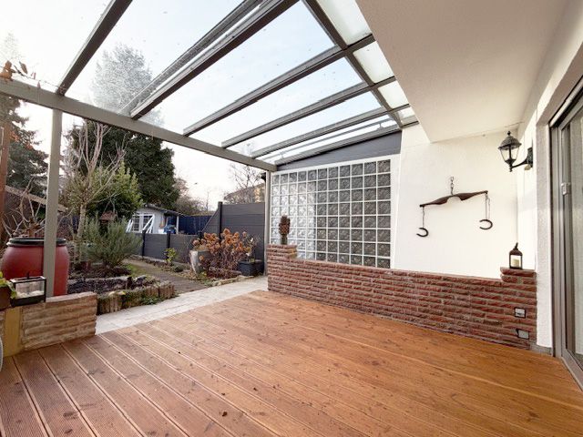 überdachte Terrasse