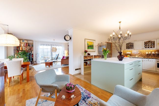 Küche - Esszimmer - Wohnraum