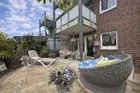 teilüberdachte Terrasse
