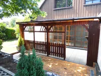überdachte Terrasse