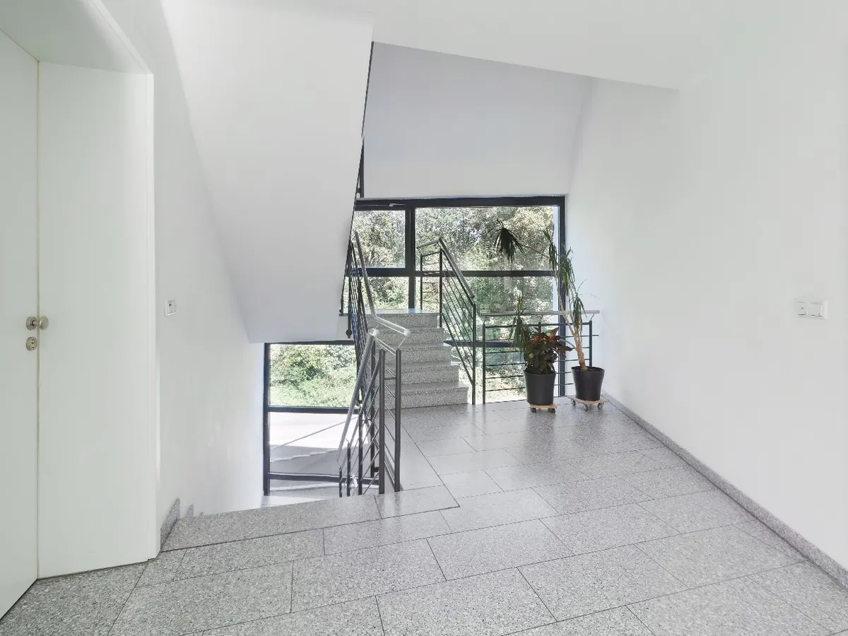 Weitläufiges Treppenhaus