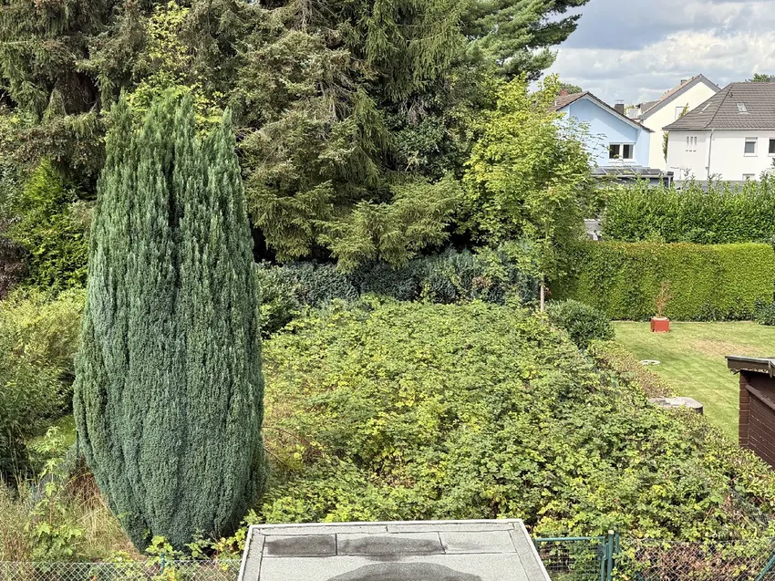 ca. 192 qm eigener Garten