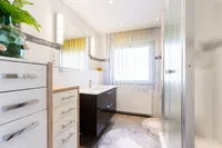 modernes Duschbad