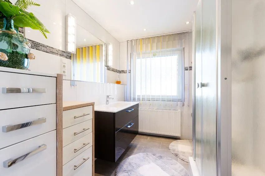 modernes Duschbad