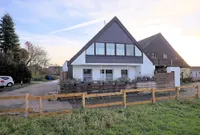 Halb frei, ganz charmant  die Natur im Blick.