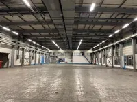 Halle mit Kranbahn. PROVISIONSFREI