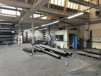 Günstige Halle in zentraler Lage