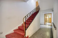 Für alle, denen eine Wohnung einfach zu wenig ist.
