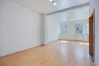 Für alle, denen eine Wohnung einfach zu wenig ist.