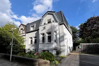Ein Haus, zwei Möglichkeiten  und Sie entscheiden, wie viele Türen offenstehen.