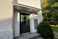 Ein Haus, zwei Möglichkeiten  und Sie entscheiden, wie viele Türen offenstehen.