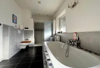 Ein Haus, zwei Möglichkeiten  und Sie entscheiden, wie viele Türen offenstehen.