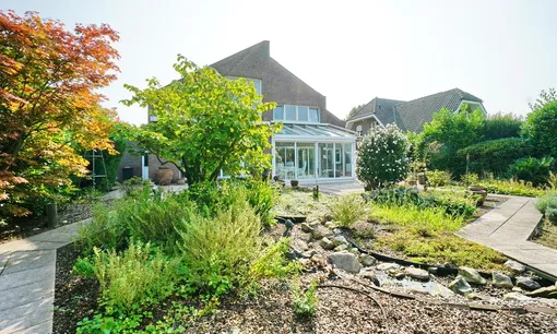 Geldern: Wunderschönes Architektenhaus in herrlicher Lage