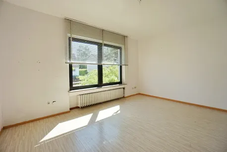 Arbeitszimmer im EG