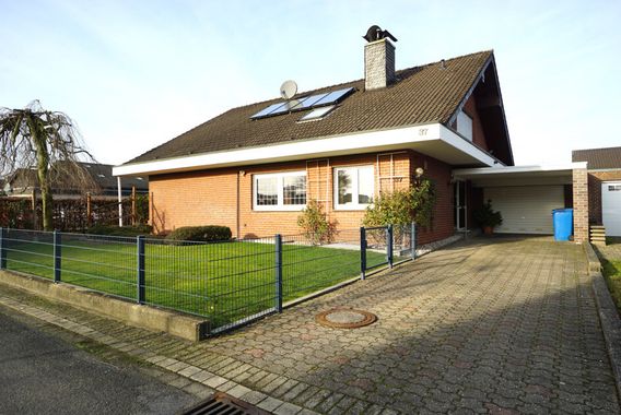 Geldern-Veert: Zeitlos schönes Einfamilienhaus in begehrtem Wohngebiet